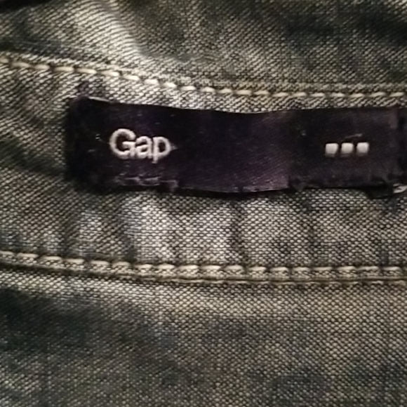 Shirt - Picture 2 of 4